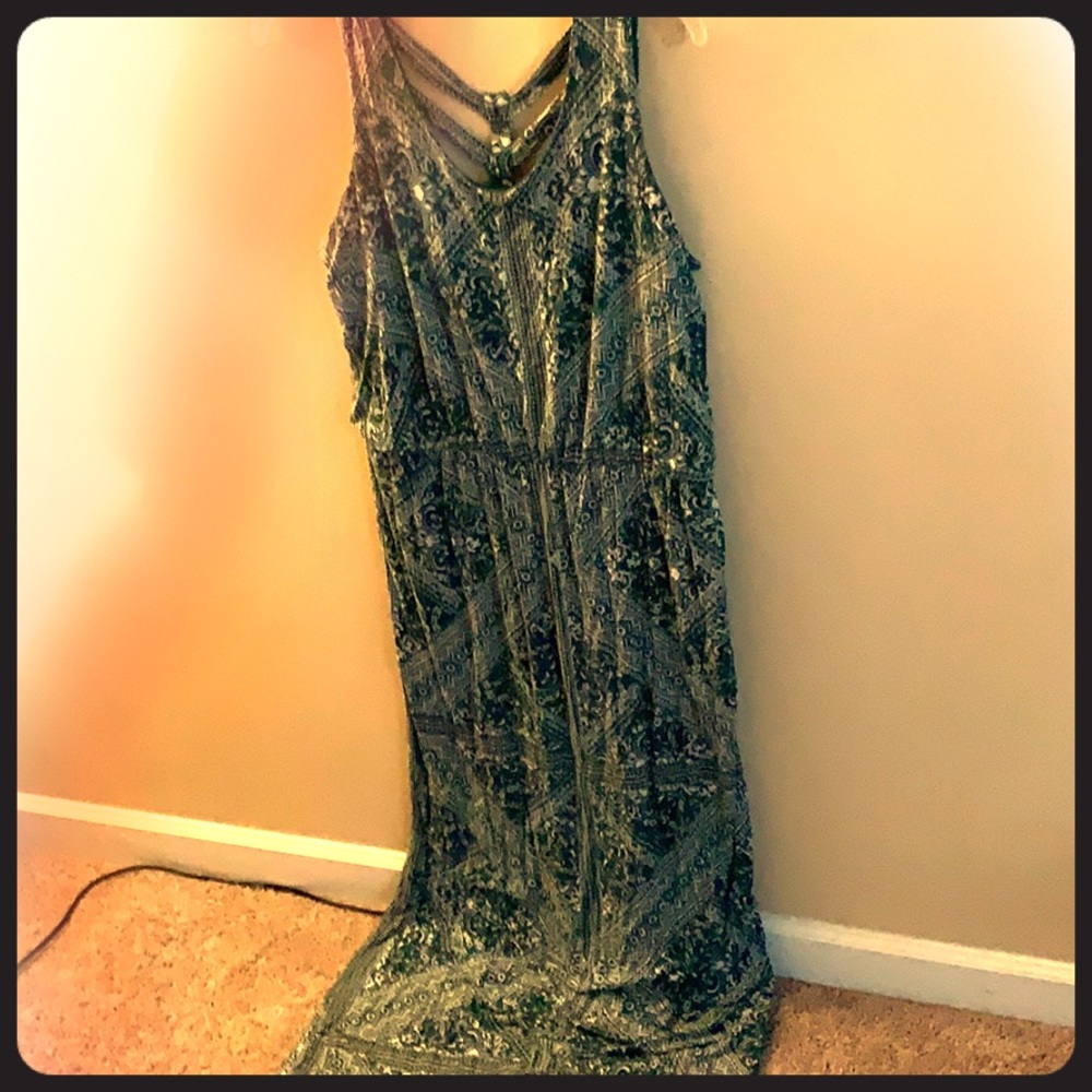 Green patterned maxi dress